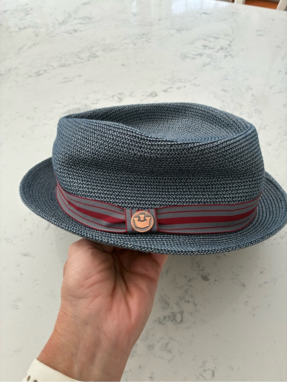 Goorin Bros Pork Pie szL Woven Trilby with Red-Striped Band Hat